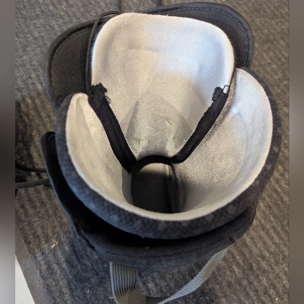 Thirty two leashed snowboarding boots - Picture 7 of 13